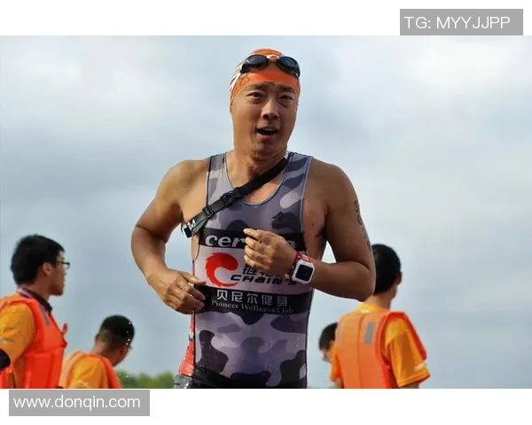 桂林足球明星唐刚的职业生涯与成就全景回顾